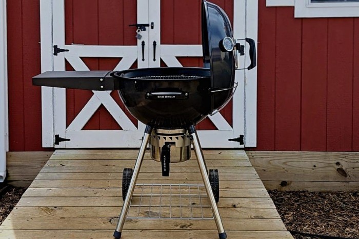 Угольный гриль Slow and Sear Original Kettle Grill 57 см + корзина Deluxe SNS-KET-1
