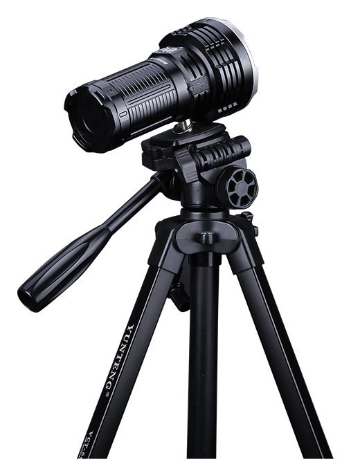 Фонарь ручной Fenix LR50R