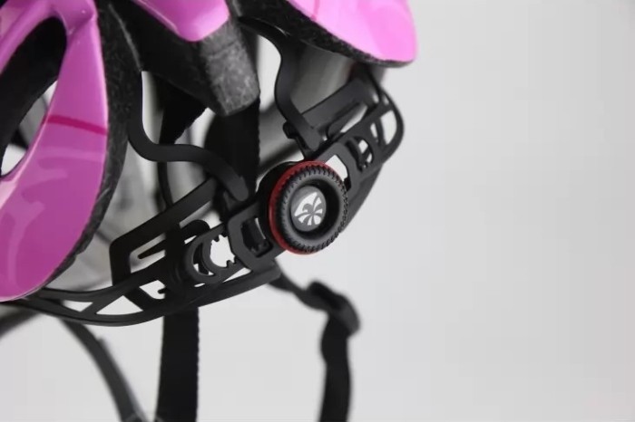 Шолом Flying Eagle Fast Forward рожевий