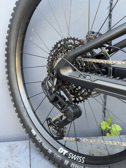Электровелосипед MONDRAKER ZENDIT RR S 29/27.5'' 170mm, DJI Avinox M2S 800Wh, Vortex Grey, M/L