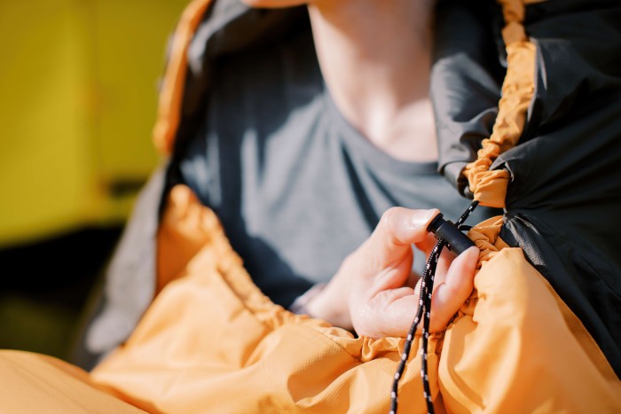 Спальный мешок Tramp Windy Light кокон левый yellow/grey 220/80-55 UTRS-055