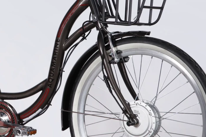 Велосипед уцененный с электроприводом 26