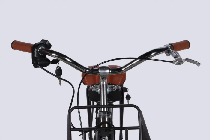 Велосипед уцененный с электроприводом 26