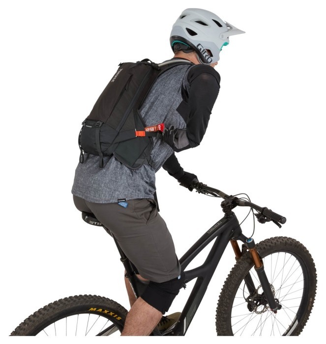 Рюкзак-гидратор Thule Rail 8L (Obsidian) (TH 3203795)