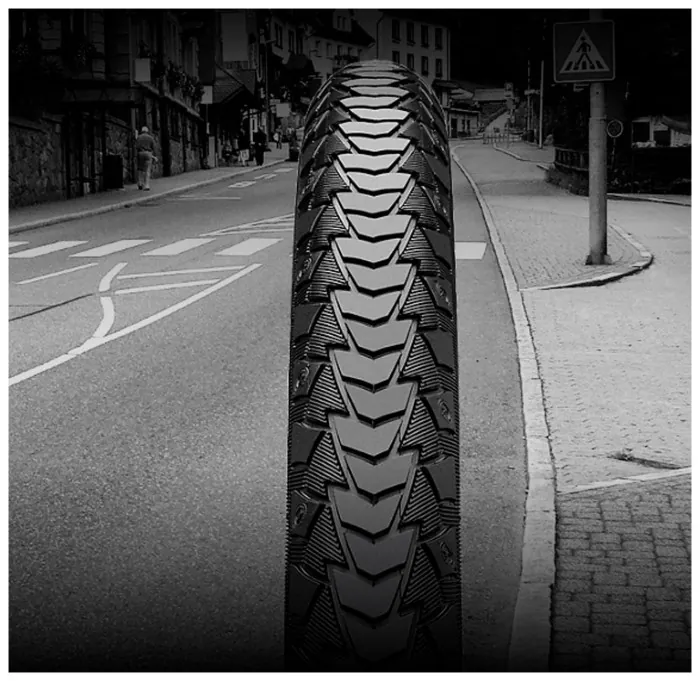 Покришка Continental CONTACT Plus, 28", 700 x 32C, 28 x 1 1/4 x 1 3/4, 32-622, Чорна, не складна, світловідбиваюча, SafetyPlus Breaker, 750гр.
