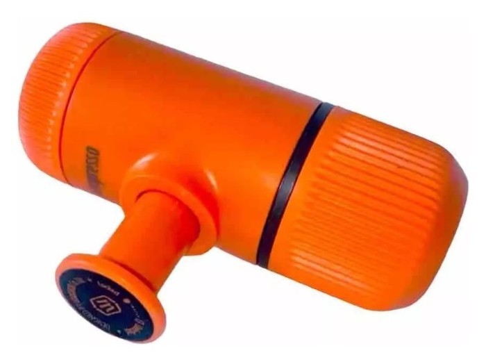 Портативная эспрессо-кофеварка Wacaco Nanopresso оранжевая, механическая, для молотого кофе