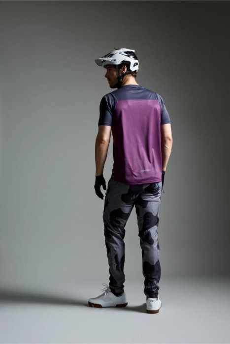 Джерсі TLD SKYLINE PRO SS JERSEY; FANGS [SANGRIA ] S