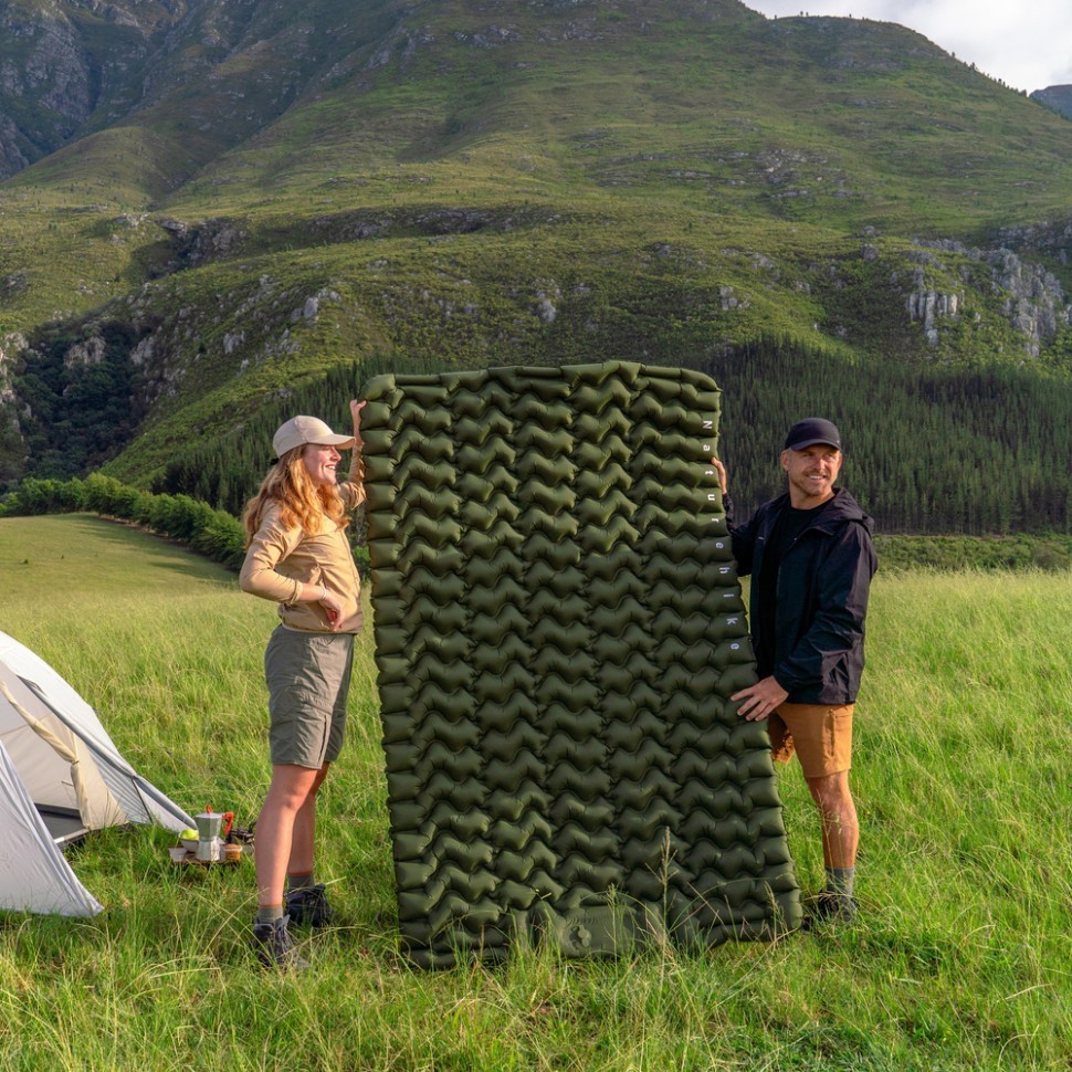 Матрац туристичний надувний одномісний  Naturehike CNK2550WS019, 200х60х6.5 см, синій із вбудованою помпою для надування, укр, укр