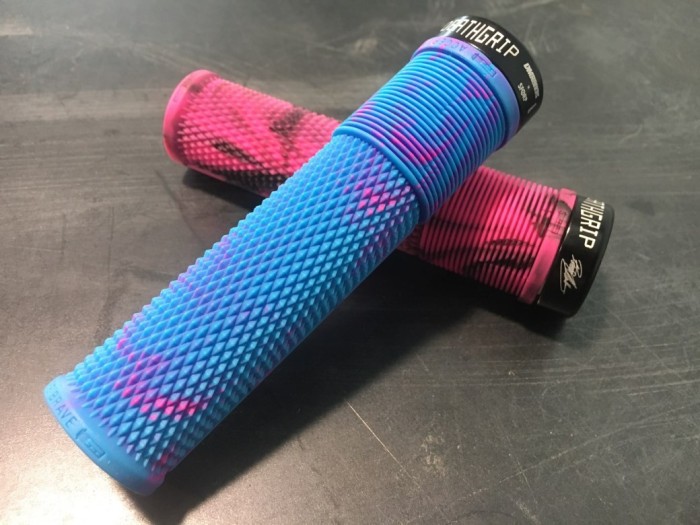 Гріпси DMR Brendog DeathGrip Thick (A20) Flangeless [Miami]