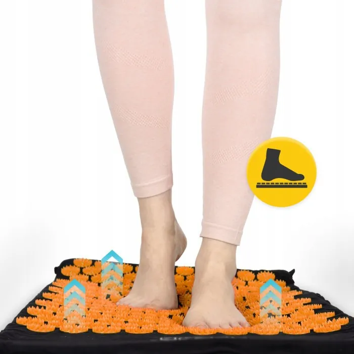 Килимок акупунктурний з валиком 4FIZJO Classic Mat Аплікатор Кузнєцова Black/Orange (P-5907222931752)