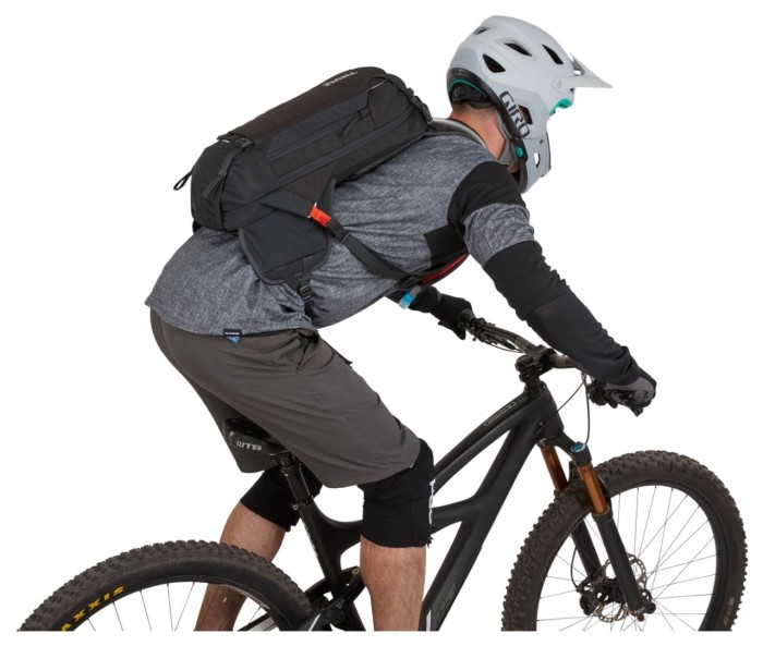 Рюкзак-гидратор Thule Rail 12L Pro (Obsidian) 3203799 (TH 3203799), укр, укр