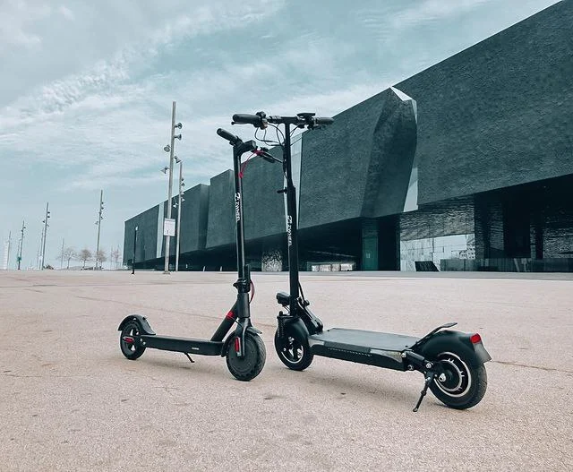 Электросамокат ZWHEEL E9D (500 Вт; 7,5 А/час; 36 В), черный