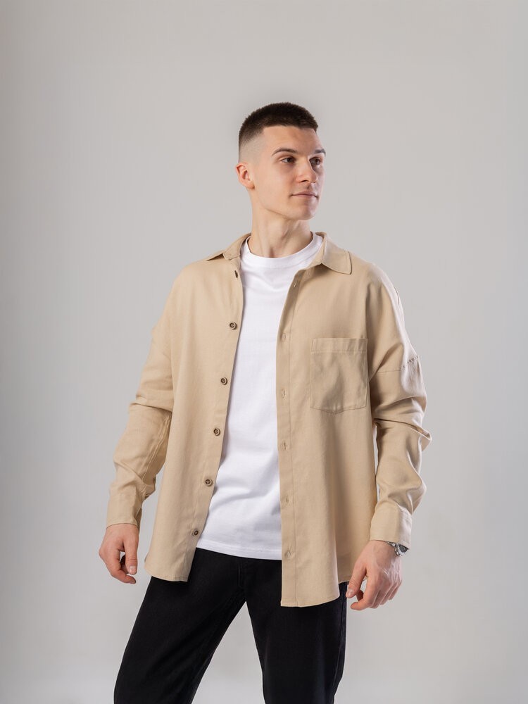 Темно-бежевая льняная рубашка для мужчин с длинным рукавом Pobedov Founder