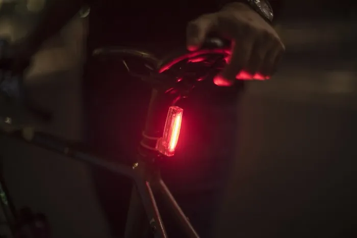 Мигалка передня Knog Plus Front 40 Lumens Translucent