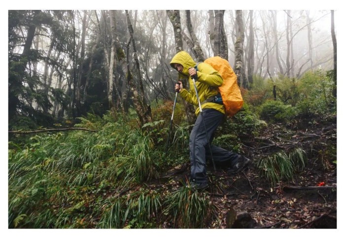 Накидка Turbat Raincover M, укр, укр