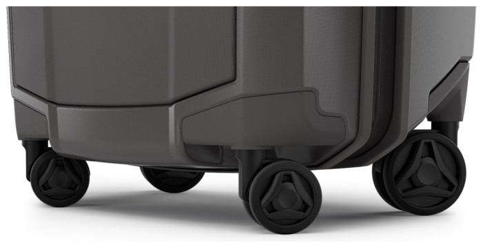 Чемодан на колесах Thule Revolve Wide-body Carry On Spinner (Raven) (TH 3203932)