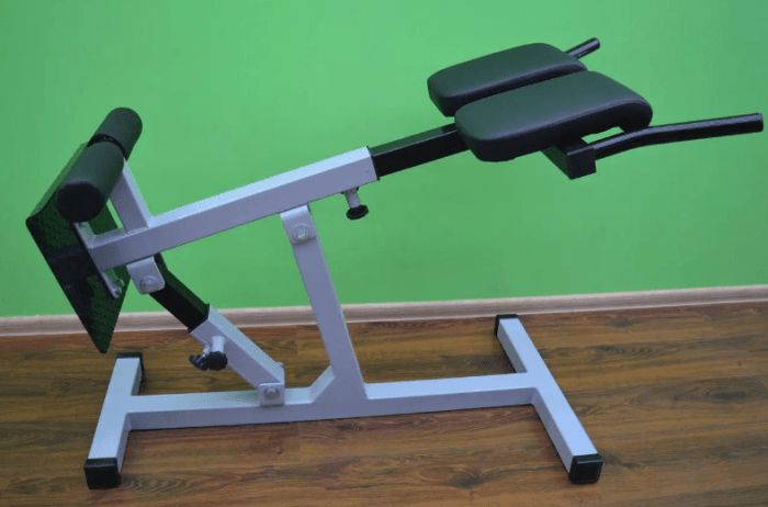 Гиперекстензия регулируемая с изменяющимся углом наклона, профессиональная серия до 200 кг.