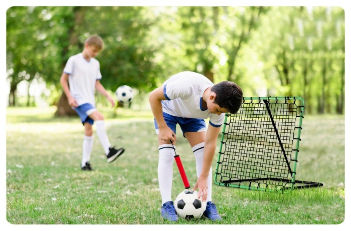 Сітка тренувальна для футболу Neo-Sport Rebounder 120 x 120 см, чорно-зелена