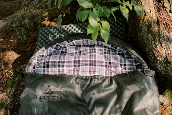 Спальный мешок Totem Ember Plus XXL одеяло с капюшом правый olive 190/90 UTTS-015
