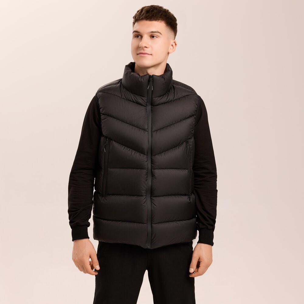 Мужская черная жилетка Pobedov Puffer