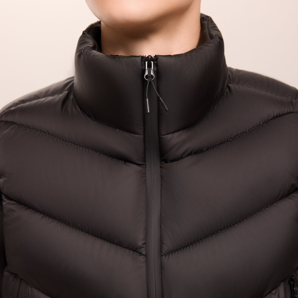 Мужская черная жилетка Pobedov Puffer