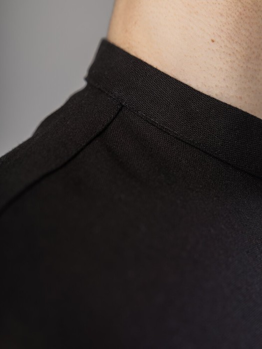 Черная мужская рубашка из льна casual. Рубашка свободного кроя легкая черная Pobedov Exlnt