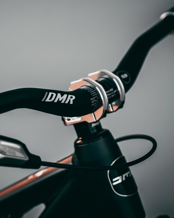 Кермо DMR ODUB BAR - 31.8 - 35 mm Rise - Black