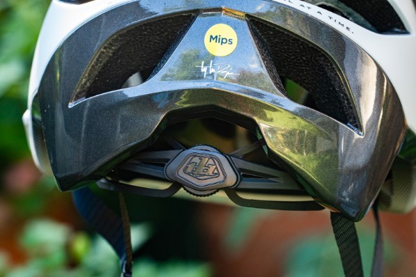 Вело шолом TLD FLOWLINE SE HELMET; TROOPER [TITANIUM] XS/S