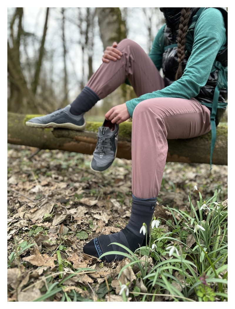 Шкарпетки водонепроникні Dexshell Running Lite 2.0 Socks, сірі, розмір S (36-38)