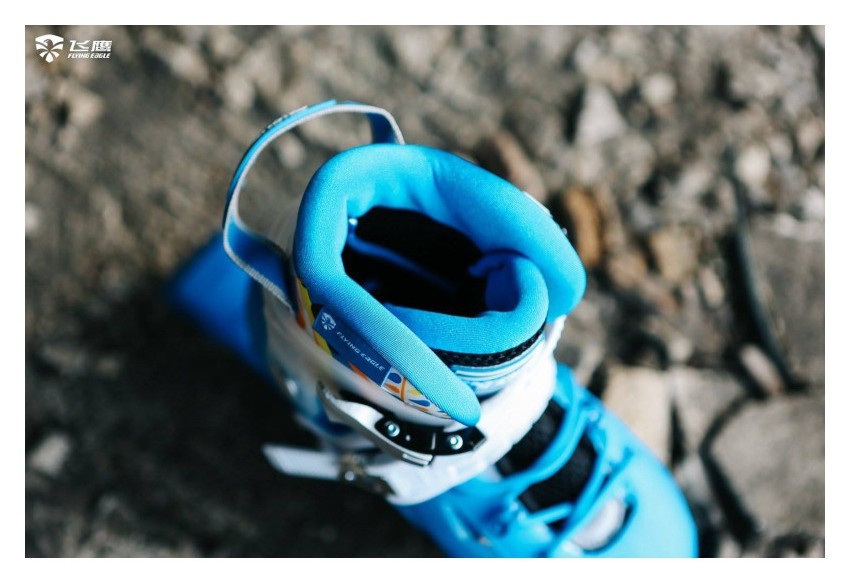 Детские раздвижные ролики Flying Eagle S6S Junior синие 33-37