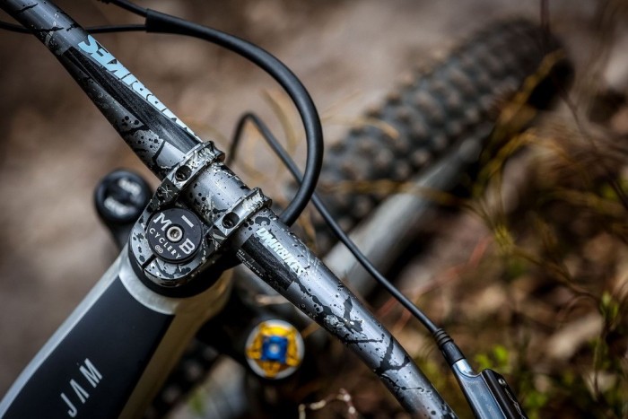 Кермо DMR Wingbar Mk4 SE - 31.8 - 20mm Rise Liquid Camo Grey