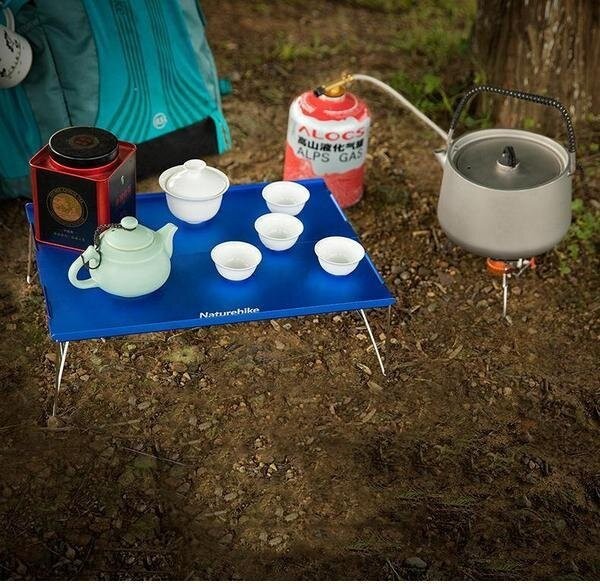 Стол раскладной алюминиевый для пикника Naturehike NH17Z001-L, 34х25 см, серый
