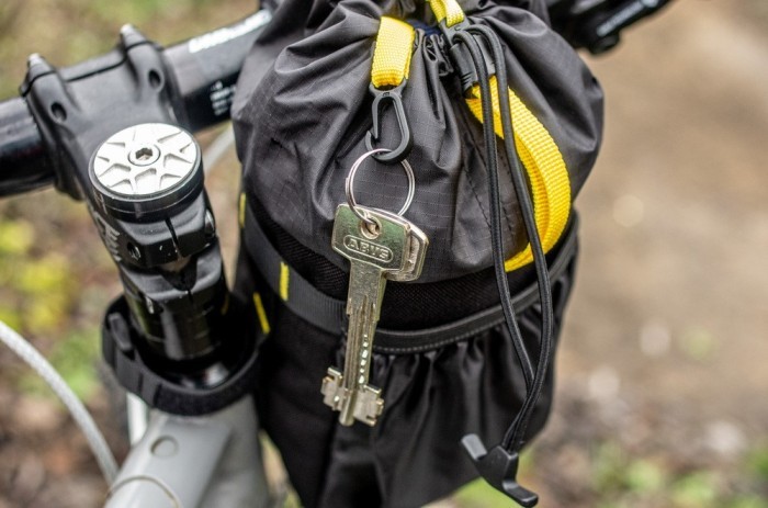 Сумка на руль KasyBag Pocket Pack One hand (кормушка) Black-Yellow