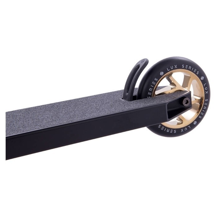 Трюковый самокат Striker Lux Gold Chrome трюковый самокат Striker Lux Gold Chrome