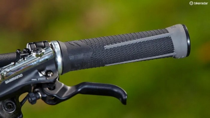 Гріпси ODI AG-1 Signature Black/Graphite w/ Silver clamps (черно - графітові з срібними замками)