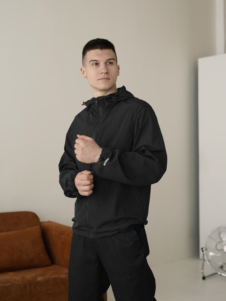 Чоловіча чорна вітрівка. Куртка-вітрівка демісезонна легка з кишенями Pobedov Neon, укр, укр