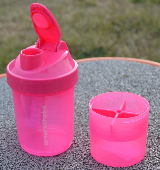 Шейкер спортивний SmartShake Original2GO 600ml Neon Pink