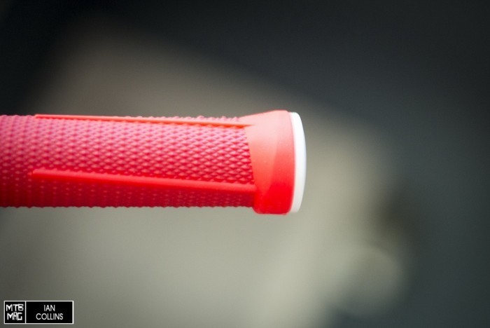 Гріпси AG-1 Signature Brt Blue/Lt Blue w/ Blue clamps (сині з синіми замками), укр, укр