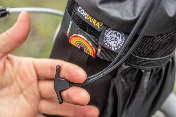 Сумка на руль KasyBag Pocket Pack One hand (кормушка) Rainbow