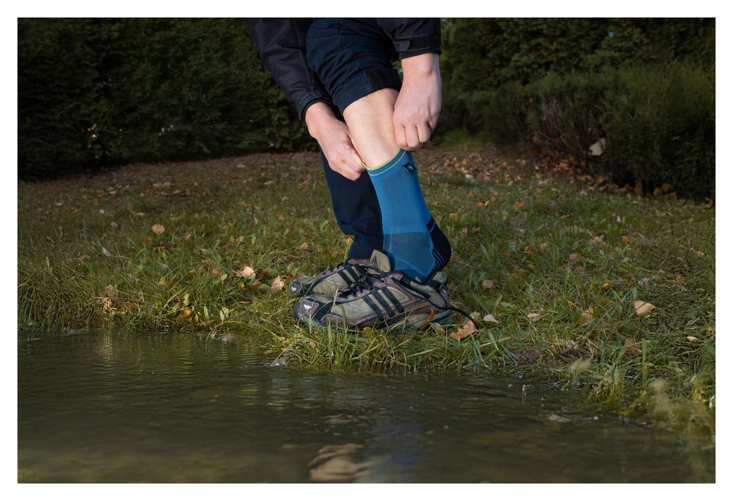 Носки водонепроницаемые Dexshell Running Lite 2.0 Socks, темно-голубые, размер S (36-38)