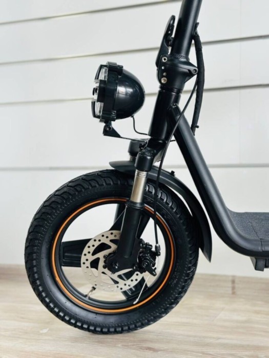 Електросамокат Core 2025 Maraton