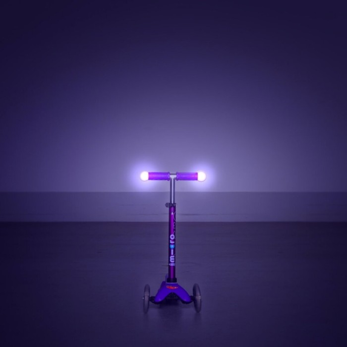Самокат MICRO серії "Mini Deluxe Magic" - фіолетовий (до 50 kg, 3-х колісний, світло), укр, укр