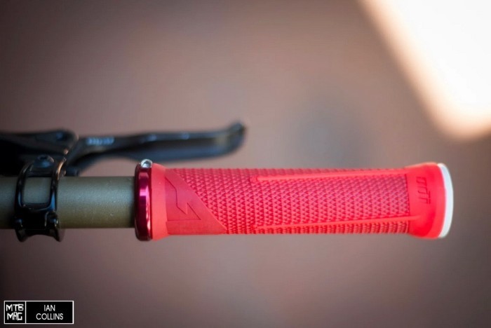 Гріпси ODI AG-1 Signature Fl.Orange/Fl. Yellow w/ Silver clamps (жовто - помаранчеві з срібними замками), укр, укр