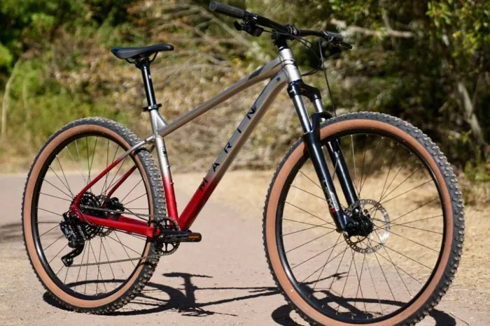 Велосипед гірський 29" Marin Bobcat Trail 3 L (2025) Red/Grey