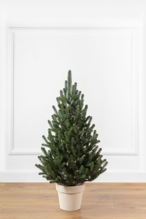 Елка литая "Венская" в горшке зеленая