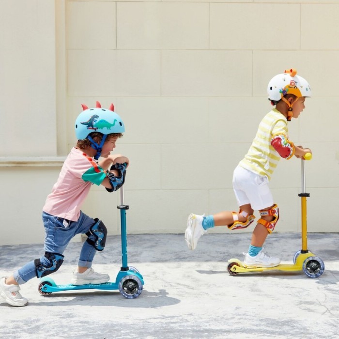 Самокат MICRO серії "Mini Deluxe LED" - АКВА (до 50 kg, 3-х колісний, світло), укр, укр