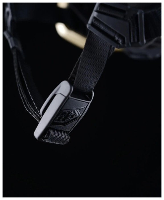 Велосипедный шлем TLD Flowline SE HELMET Stealth [BLk] M/L