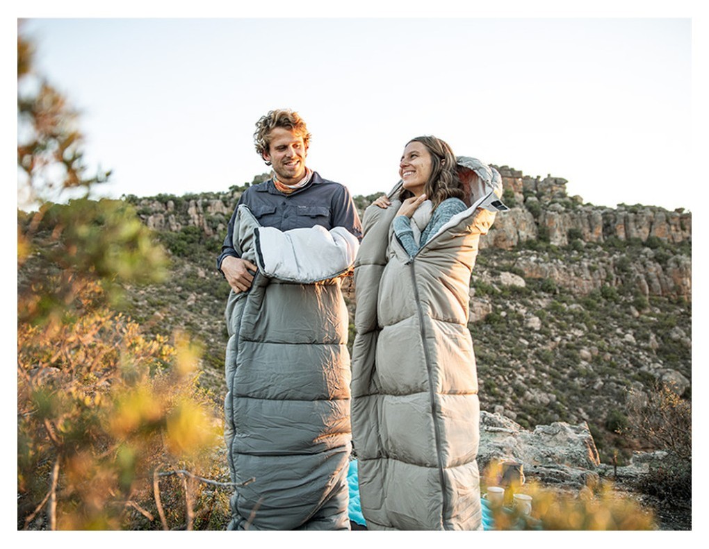 Спальный мешок с капюшоном с обычным мешком для хранения Naturehike M300 CNK2350WS023, зеленый, левый