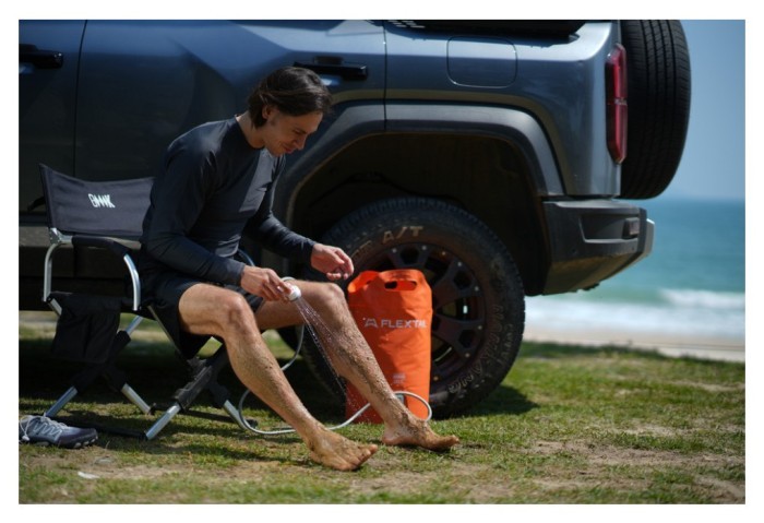 Душ портативный с емкостью и насосом Flextail Tiny Shower Bucket, 20л, оранжевый