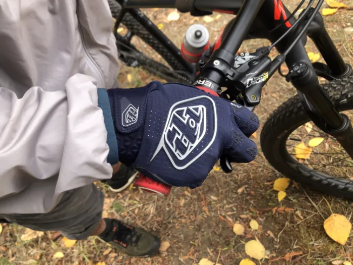 Вело перчатки TLD AIR GLOVE; MYTH [DARK OLIVE / PUMICE] S